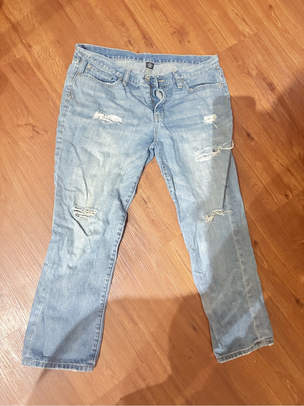 Women’s Light Blue Straight Leg Distressed Jeans